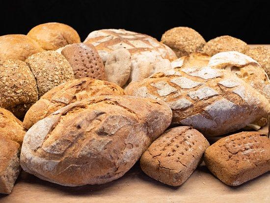 Panaderia-Cafeteria Crustum Cerrajeria